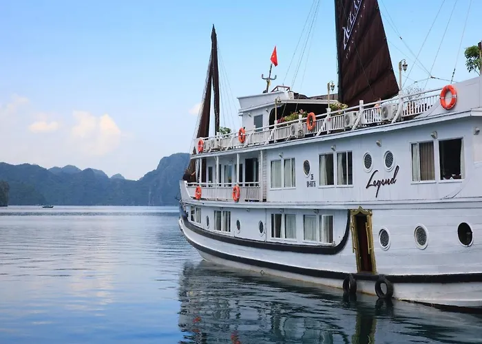 Room in Boat - Halong Bay Overnight Cruise