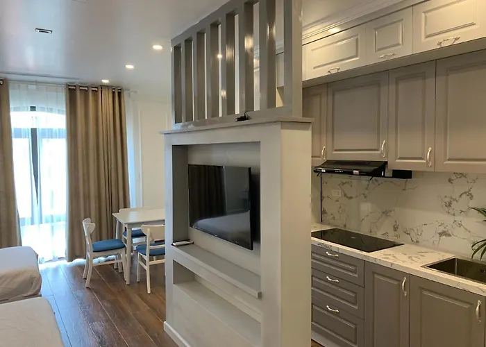 Hometel Gia Hưng Khang