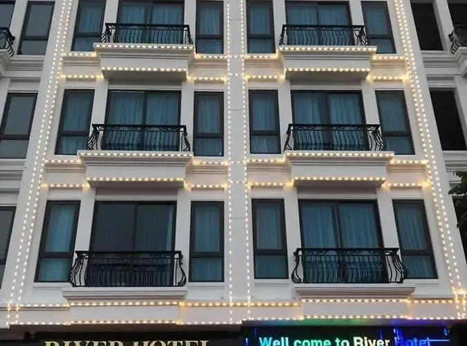 River Hotel Ha Long