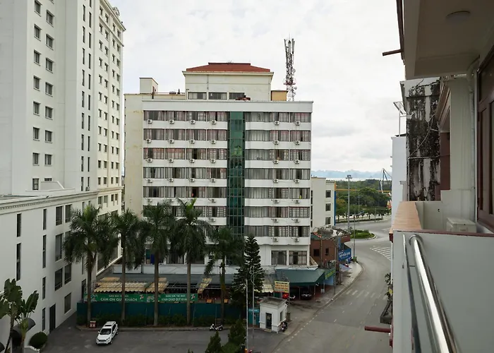 Van Nam Hotel