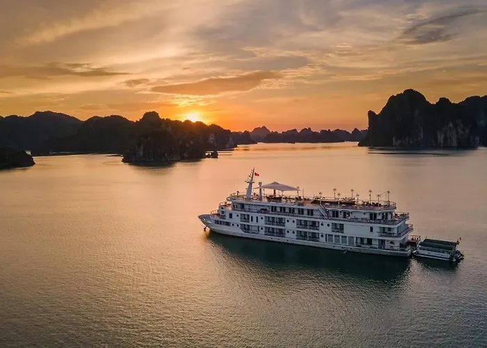 Paradise Elegance Cruise Halong