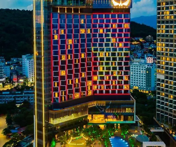 Muong Thanh Luxury Ha Long Centre Hotel