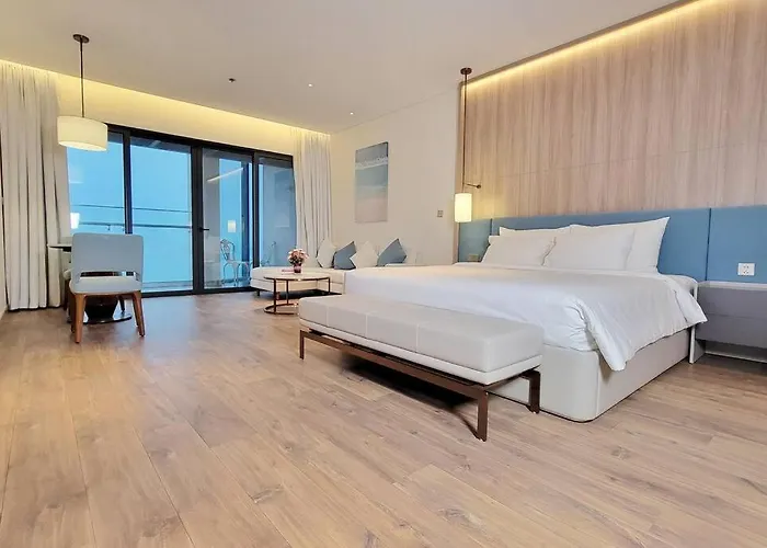 A La Carte - Modern Residence