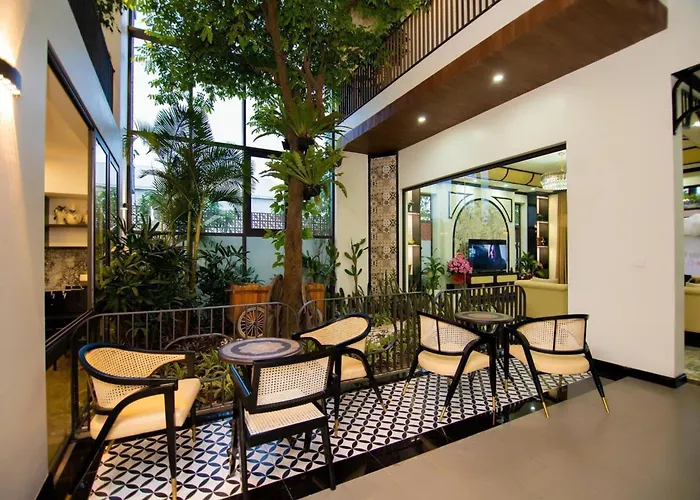 Indochine Ha Long Villa