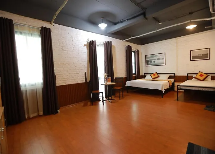 Aroma Ha Long Hotel