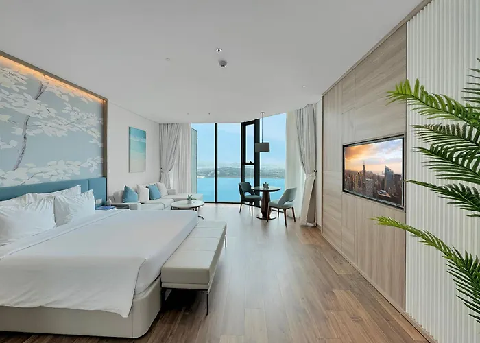Luxury 5 Star A La Carte Residence Ha Long
