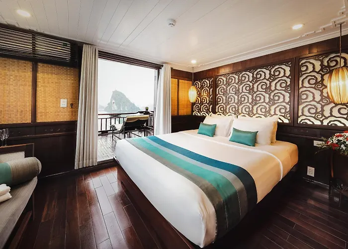 Bhaya Halong Cruises