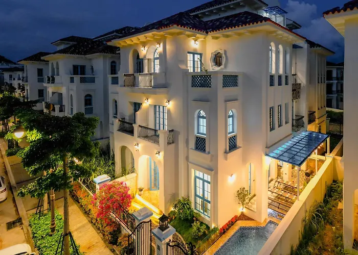 Sun Villa 7 Bedroom & Pool