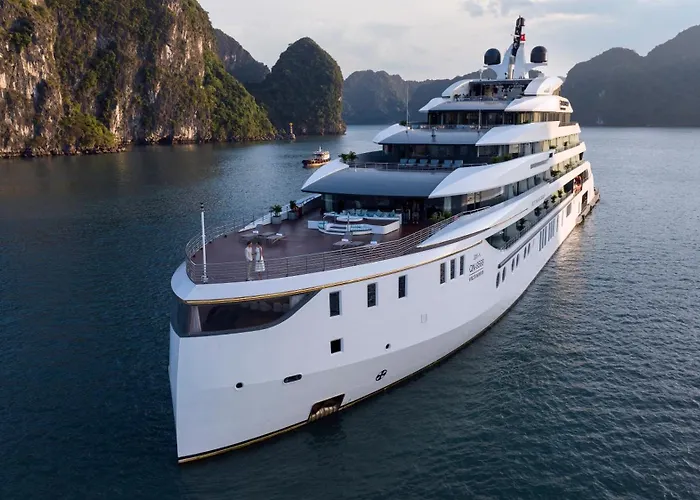 Grand Pioneers Halong Bay Cruise 1