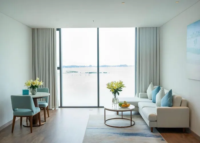 A La Carte Ha Long Sea View High Floor