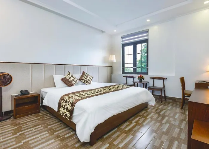 Hung Anh Hotel