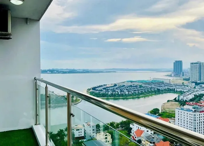 2Br Luxury Apt, Sea View, Heart Of Bai Chay