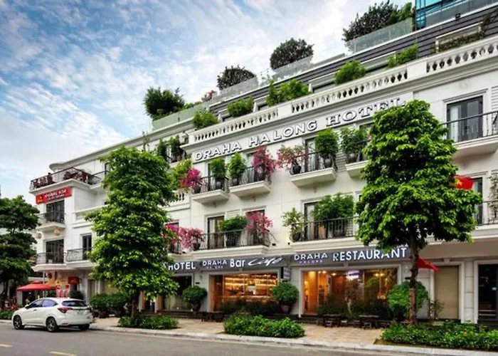 Draha In Halong - Refined Retreat - The Aussie Choice