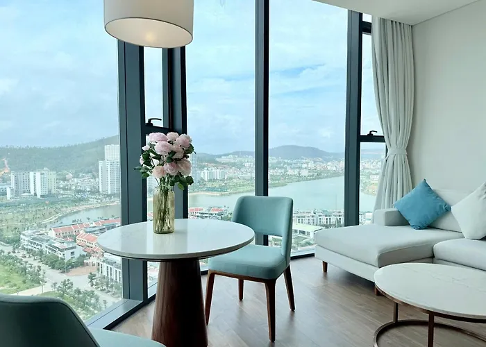 Spring Alacarte Ha Long Luxury Studio
