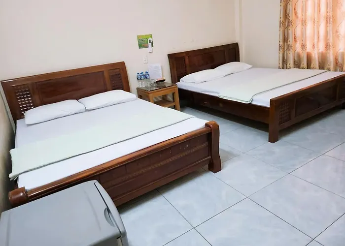 Nha Nghi Dung Hoa