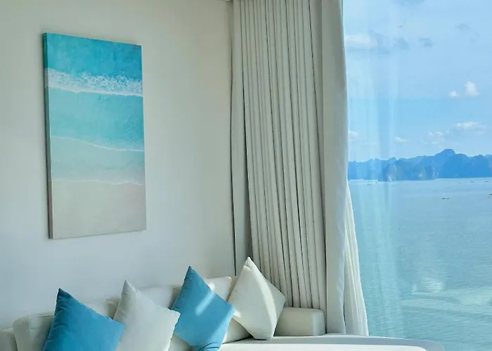 A La Carte Halong Bay By Thuy Linh Homestay