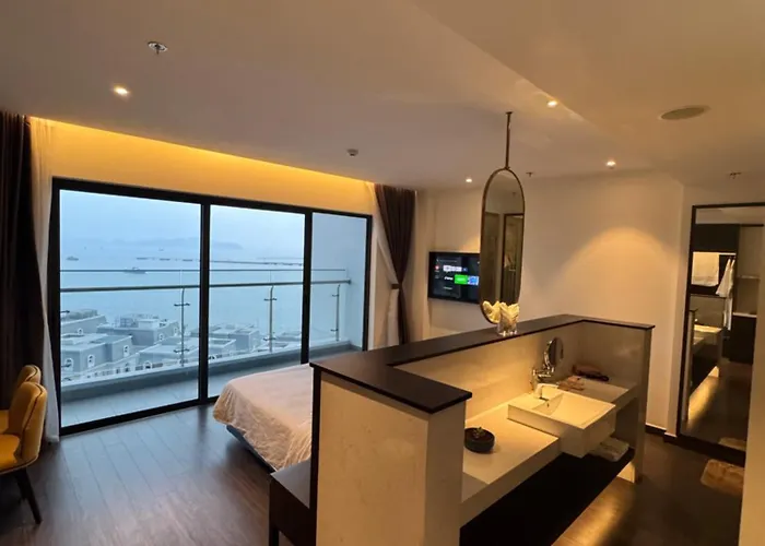 Orchid Sapphire Ha Long