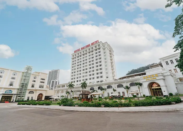 Royal Halong Hotel
