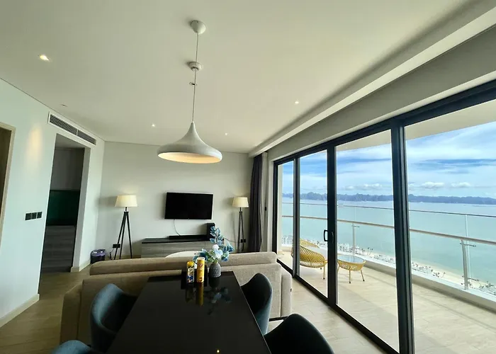 Marina Suite Residence Halong