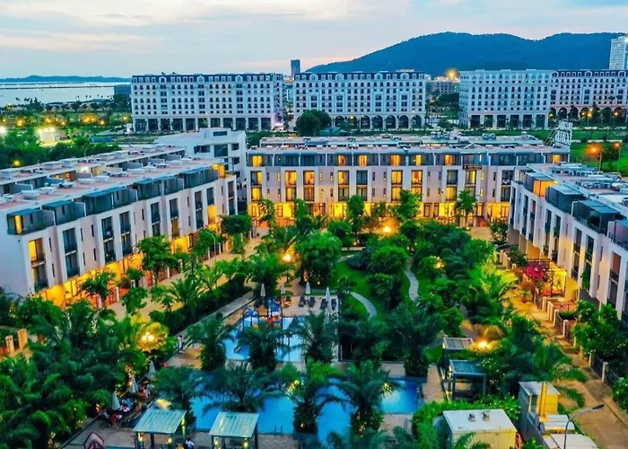 Lotus Villa Hạ Long