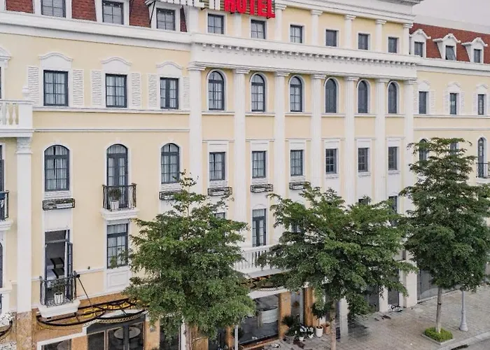Sapphire II Hotel