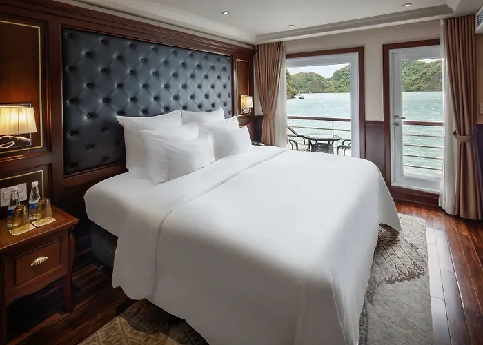 Paradise Elegance Cruise Halong