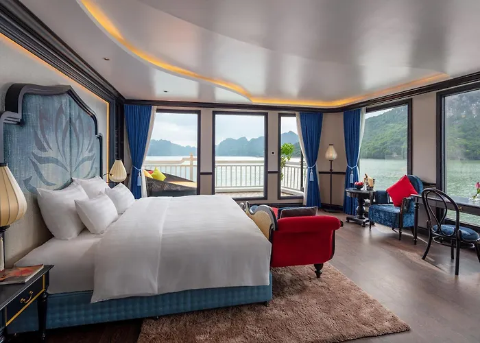 Lan Ha Aurora Boutique Cruise