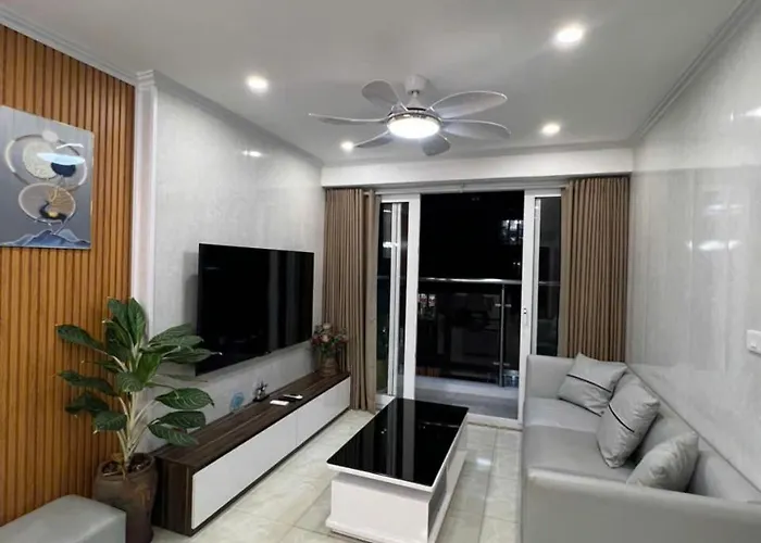 Oceangem Ha Long Seaview Apartment