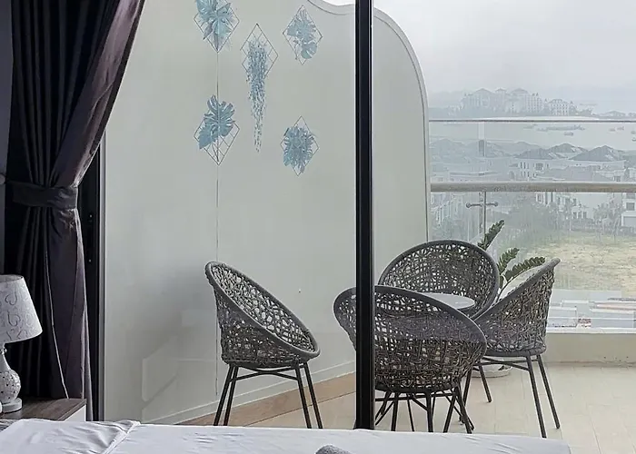 Homestay Citadines Marina Ha Long Bay 904