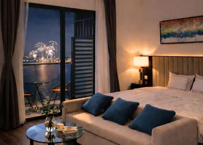 Em Apartment - Ocean And Lighthouse View, Sapphire Residence S2