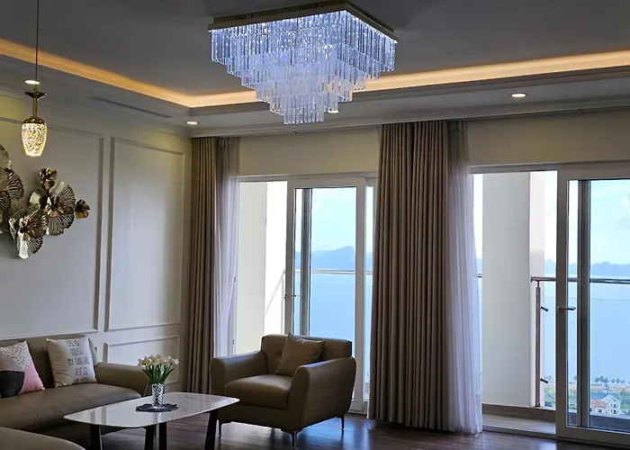 Newlife Tower- By Greenbay Premium Homestay Ha Long Bay
