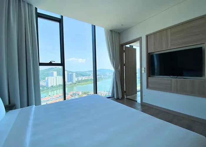 A La Carte Residence Halong