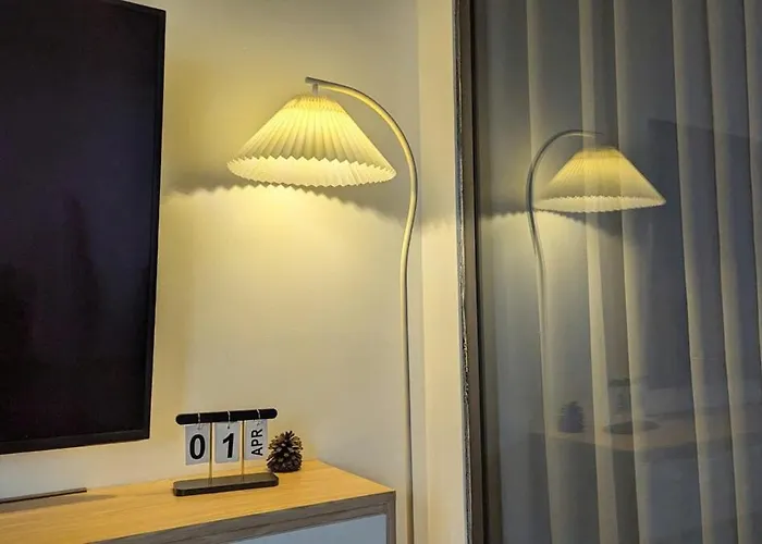 Jaded Leaves Homestay Hạ Long- 1BR Seaview HaLong
