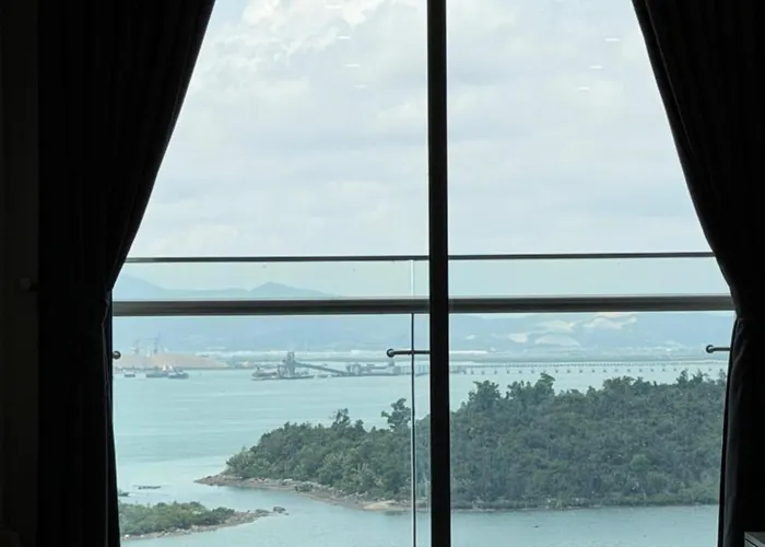 The Ruby Ha Long