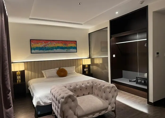 Sapphire Ha Long Luna Apartment