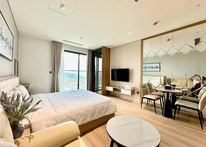 Homestay The Holiday, Bai Chay, Ha Long, Quang Ninh