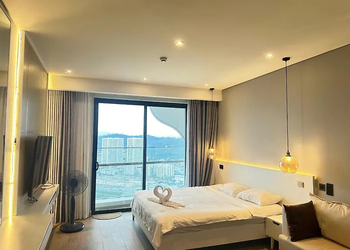 Căn hộ 2 ngủ 1 Vệ sinh saphire s1 view toàn thành phố
