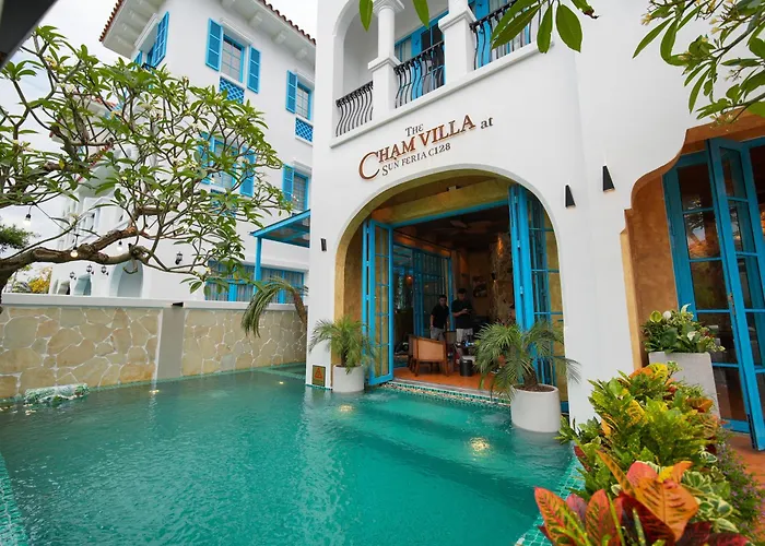 Cham Villa
