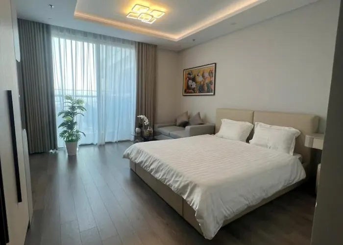 Ruby Luxury Apartment