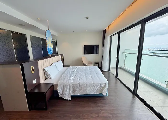 Sapphire Ha Long Apartment - Sea View