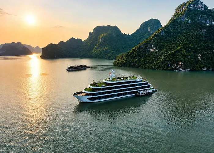 Venus Cruises Halong Bay By Venus Group