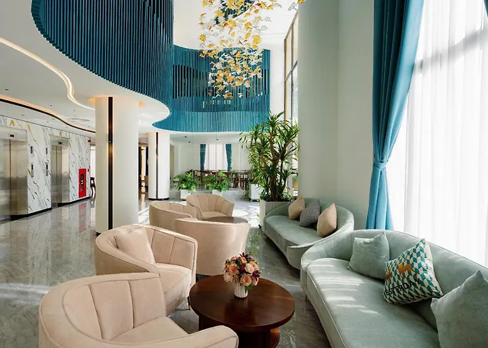 River Way Hotel Ha Long - 500M To Beach