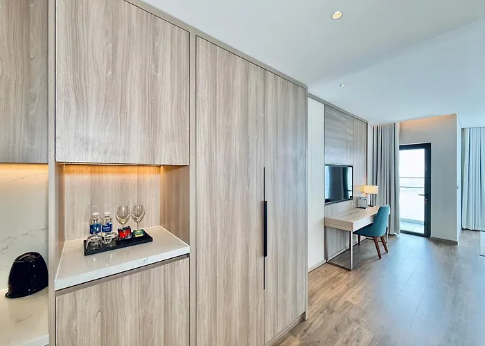 Căn Hộ Alacarte Hạ Long luxury - Bãi cháy