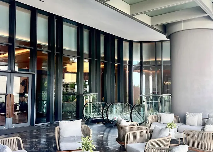 A La Carte Ha Long Bay Apartment- OC Home