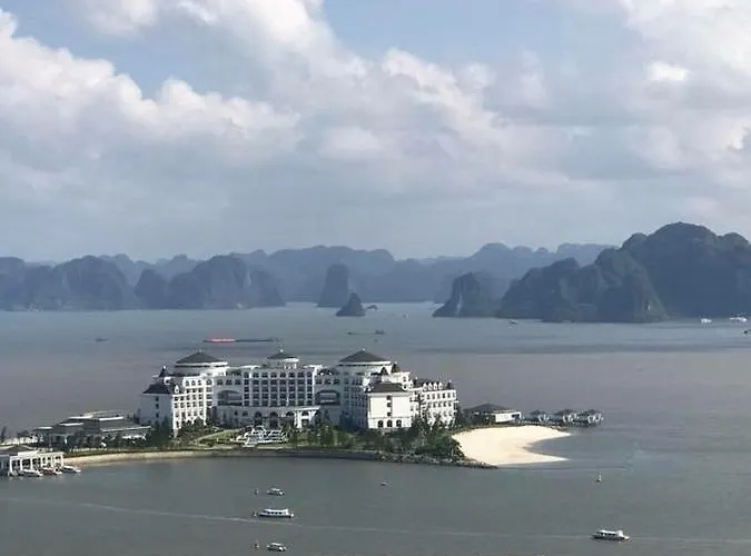 Newlife Tower - Homestay Ha Long