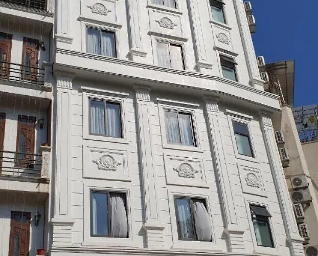Lavenderhalonghotel