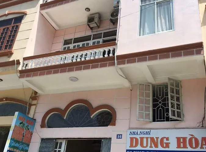 Nha Nghi Dung Hoa