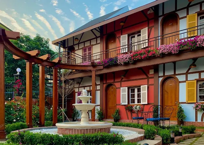 Little Colmar - Homestay & Pottery Studio