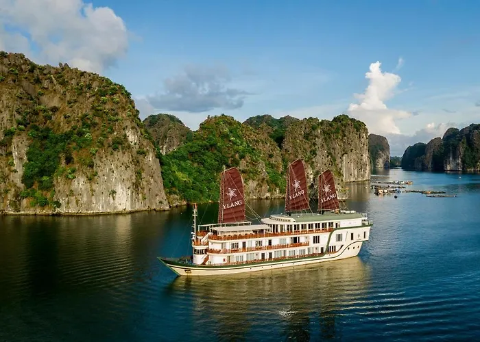 Heritage Line Ylang Cruise - Halong Bay & Lan Ha Bay