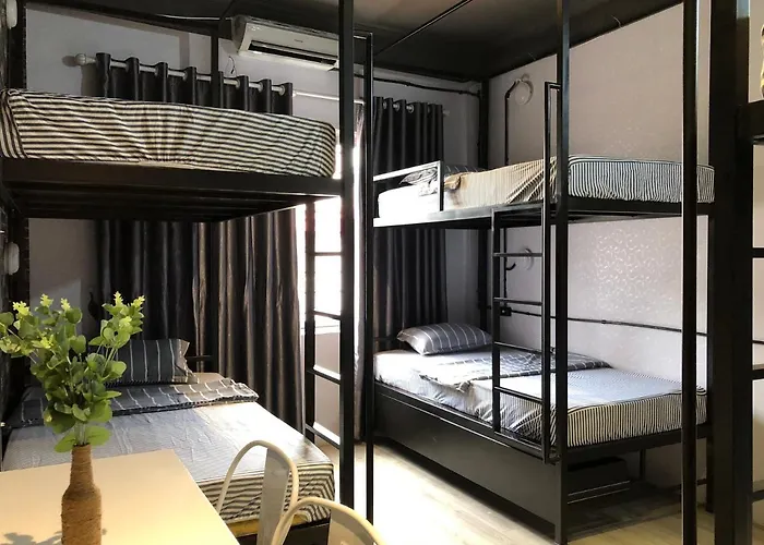 La Casa Homestay And Coffee